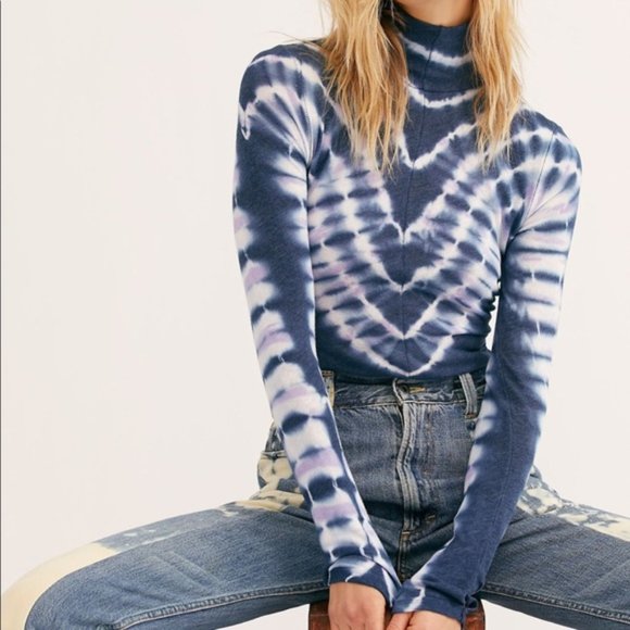 Free People Tops - NWT Free People Psychedelic Turtleneck Top Navy XS